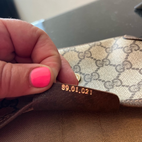 Small Gucci pouch - Picture 8 of 8